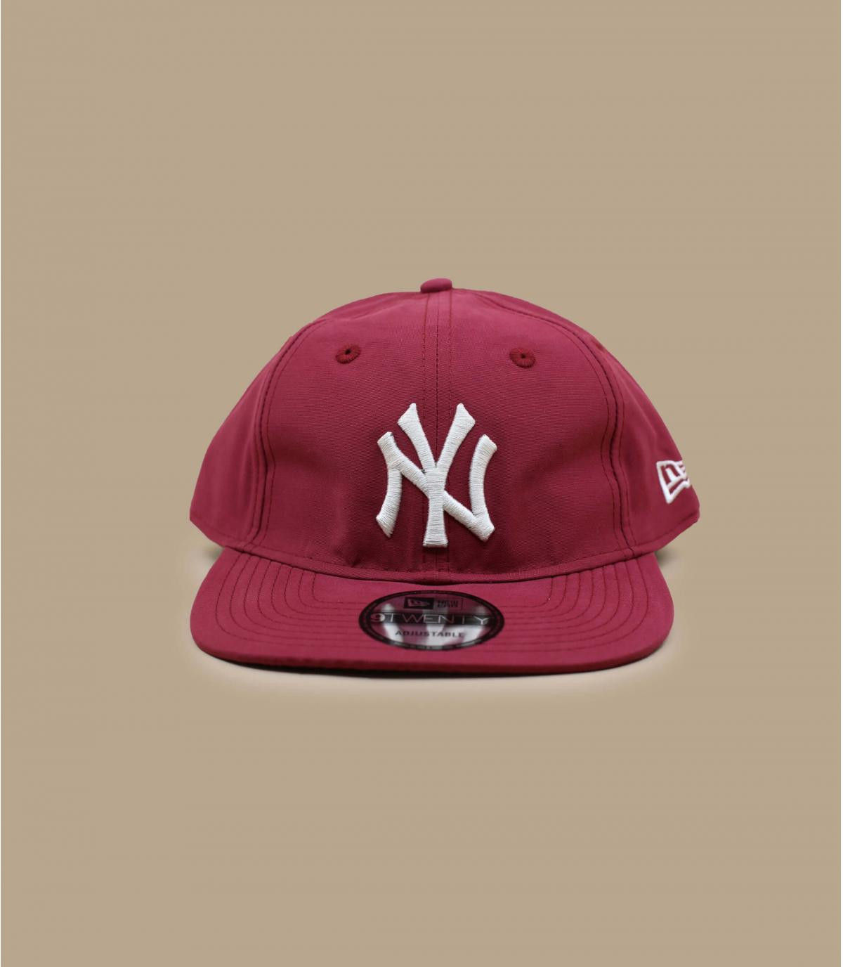 Light Wight Nylon Packable 9Twenty NY cardianl New Era